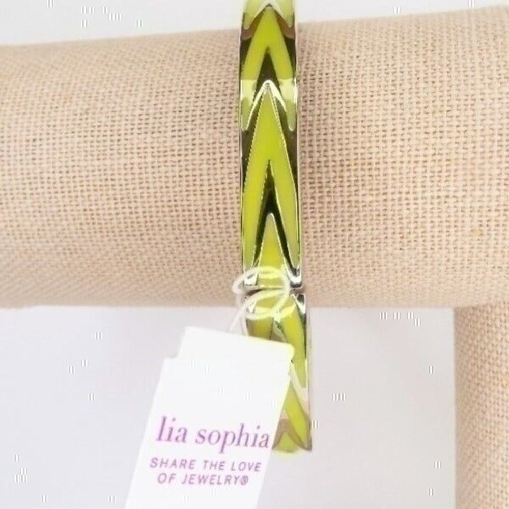 Lia Sophia Zenith Bangle Bracelet Lime Green & Silver Stretch 6.5" or 7.25" NWT - Picture 4 of 7